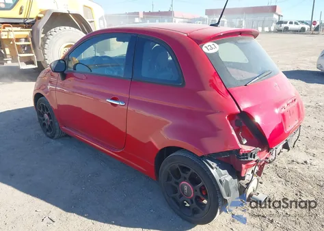 2015 Fiat 500 Sport z USA, uszkodzony, nr VIN 3C3CFFBR6FT709980